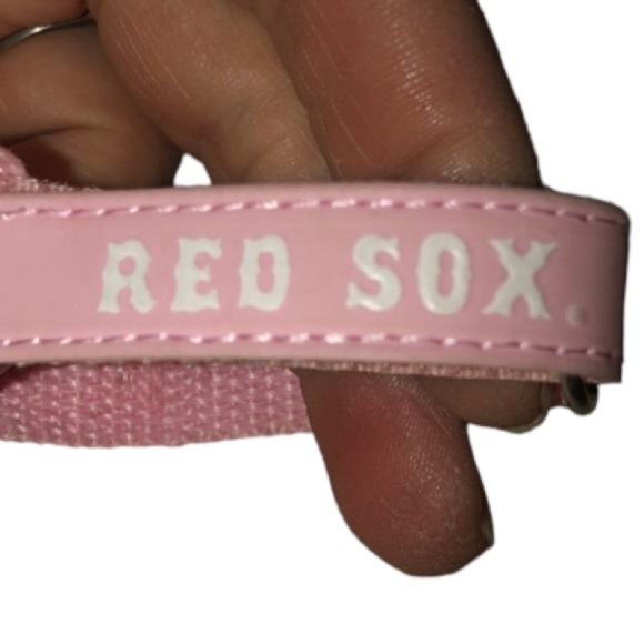 MLB BOSTON RED SOX 2004 WORLD SERIES special edition PINK  Velcro women’s - Picture 4 of 4